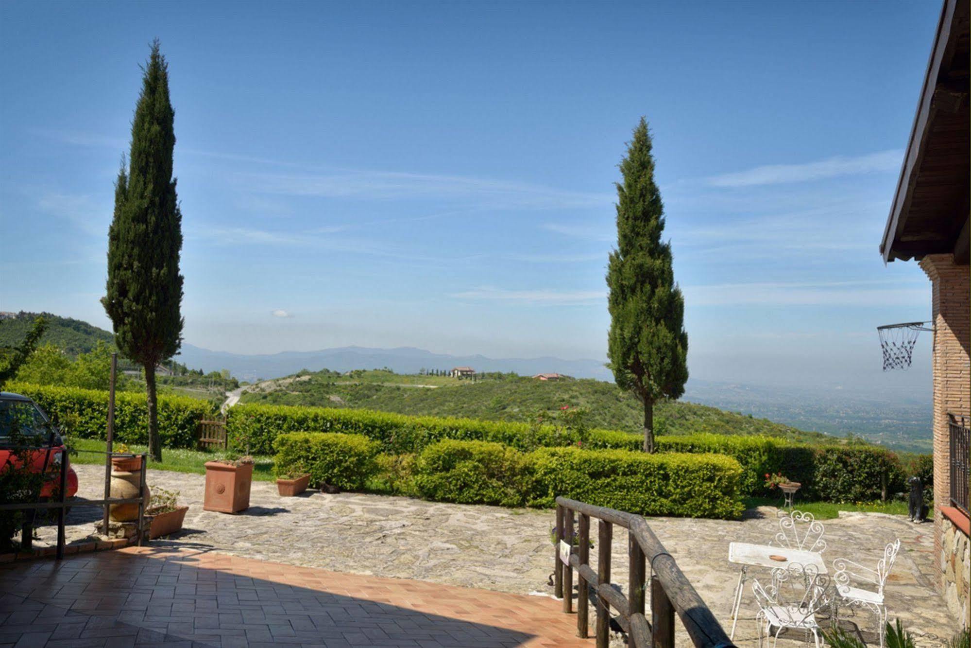 Il Casale Delle Ginestre Lejlighedshotel Castel San Pietro Romano Eksteriør billede