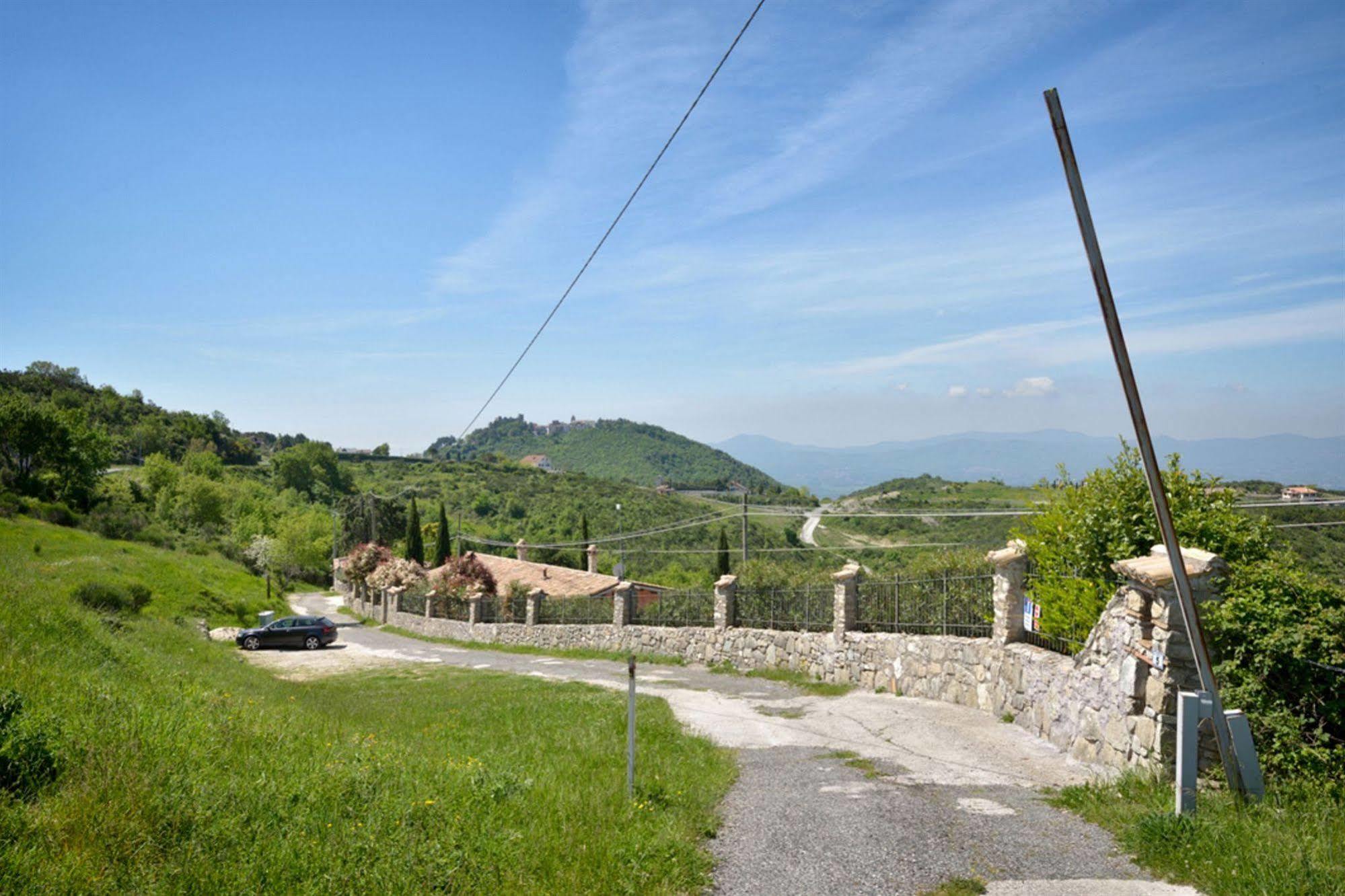 Il Casale Delle Ginestre Lejlighedshotel Castel San Pietro Romano Eksteriør billede